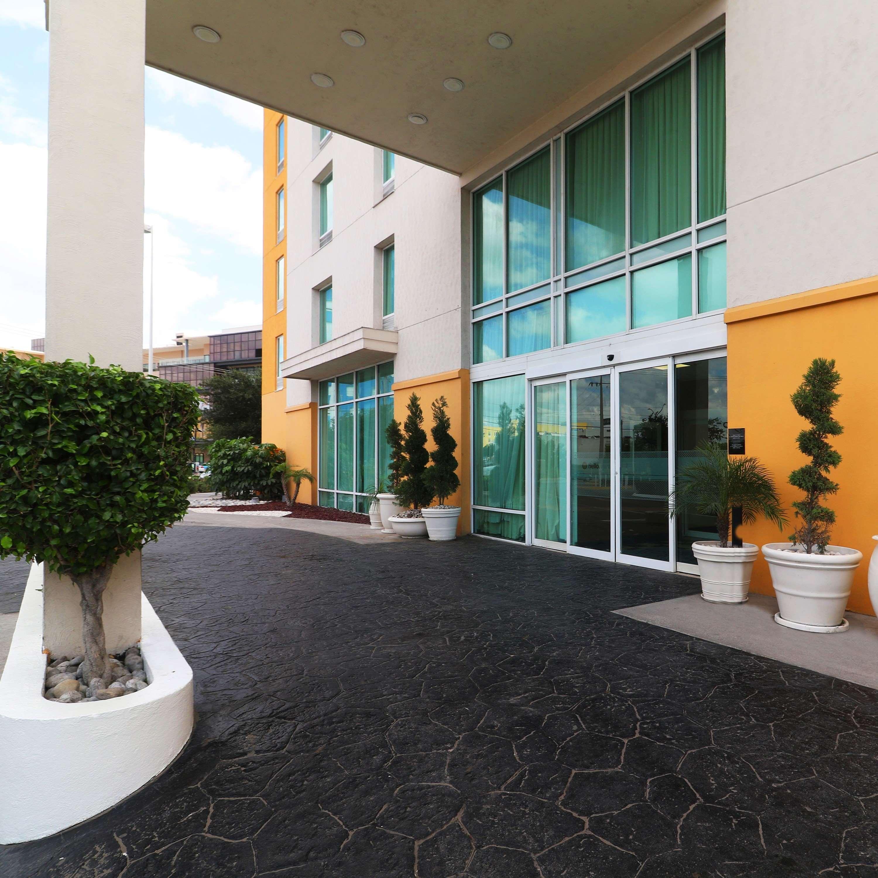 Hampton By Hilton Reynosa Zona Industrial Hotell Exteriör bild